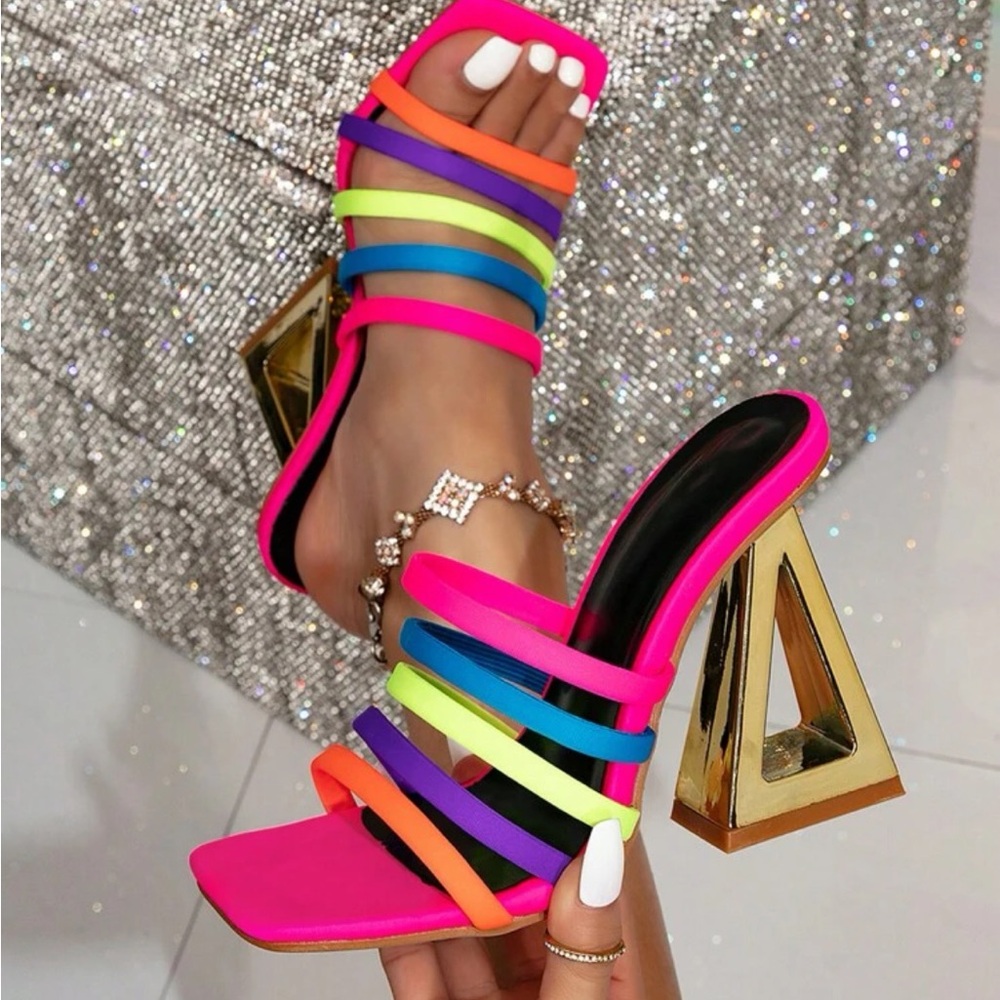 Women's Multi-Colored Chunky Heel Square Toe Sandals With Pyramid Decor - Picture 1 of 4